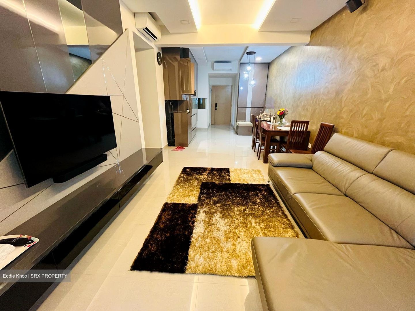 Rosewood Suites (D25), Condominium #558558511